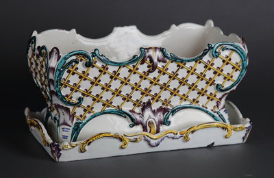 großer Cachepot, Stockelsdorf, um 1770 Fayence-Cachepot, Stockelsdorf, um 1770